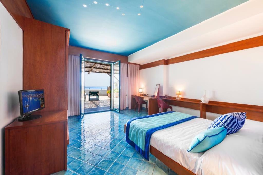 Hotel Lo Scoglio à Marina del Cantone Extérieur photo