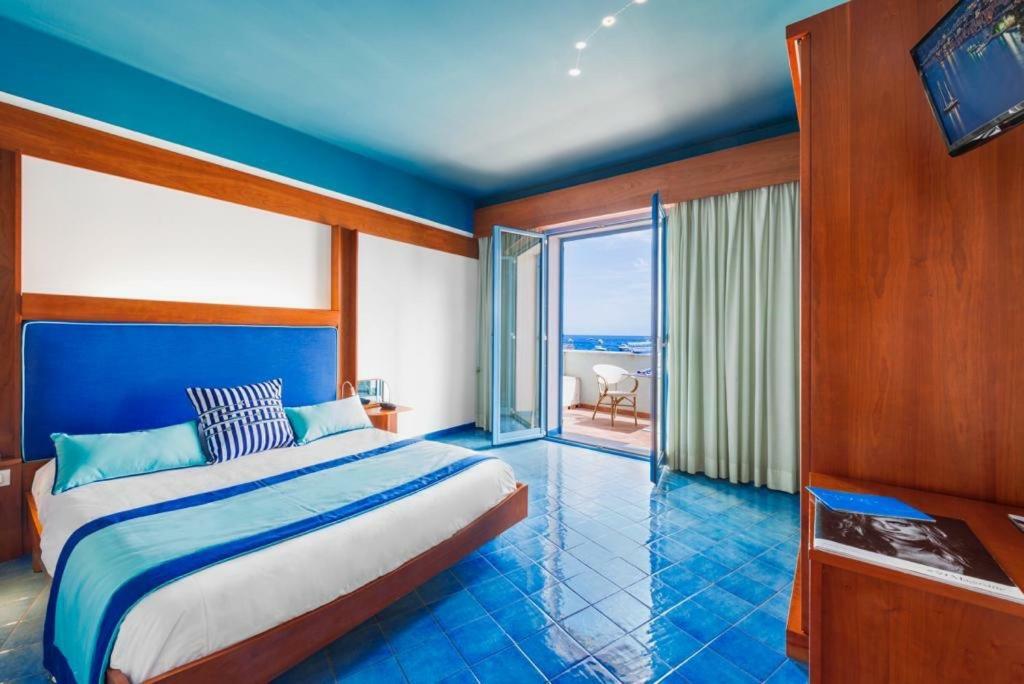 Hotel Lo Scoglio à Marina del Cantone Extérieur photo